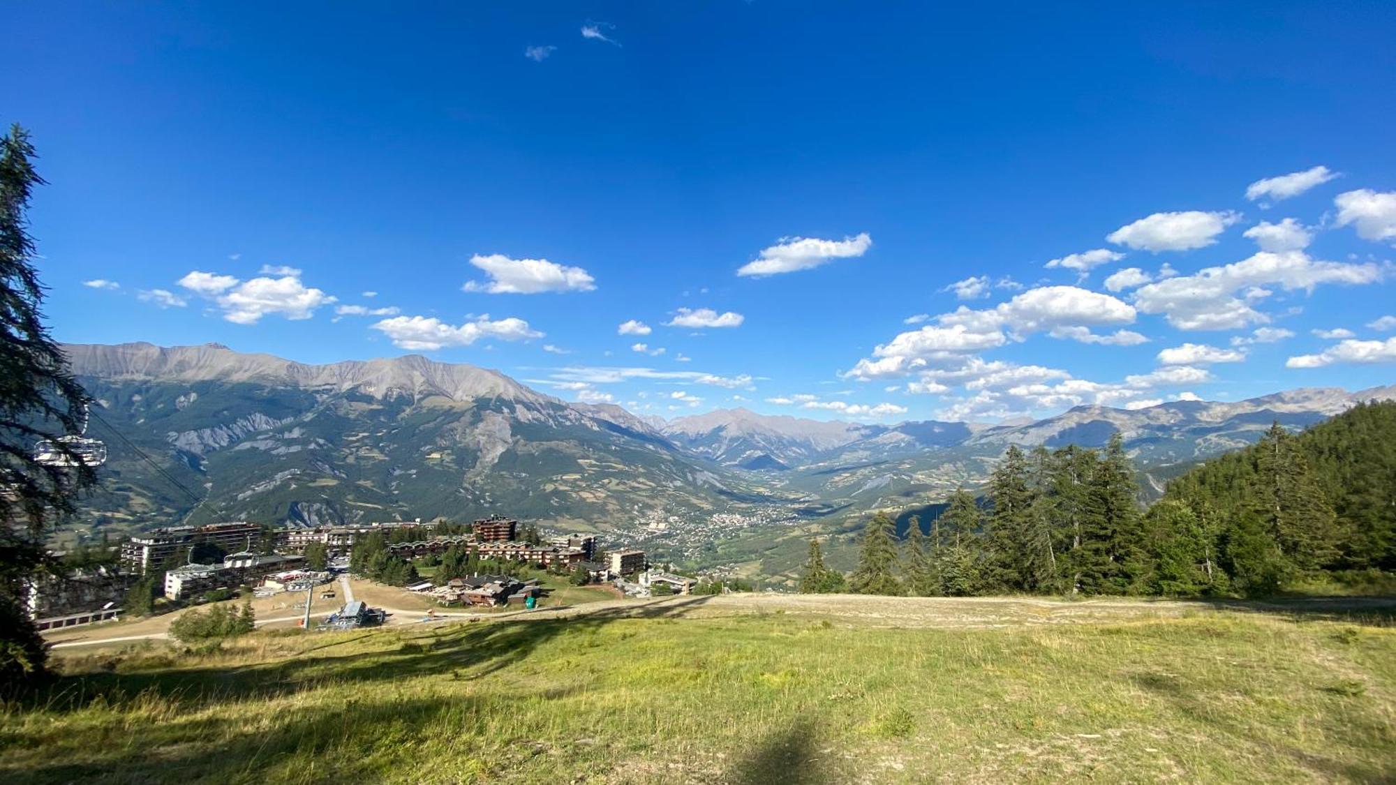 La Capitale - Les Gites De L Argile Barcelonnette Εξωτερικό φωτογραφία