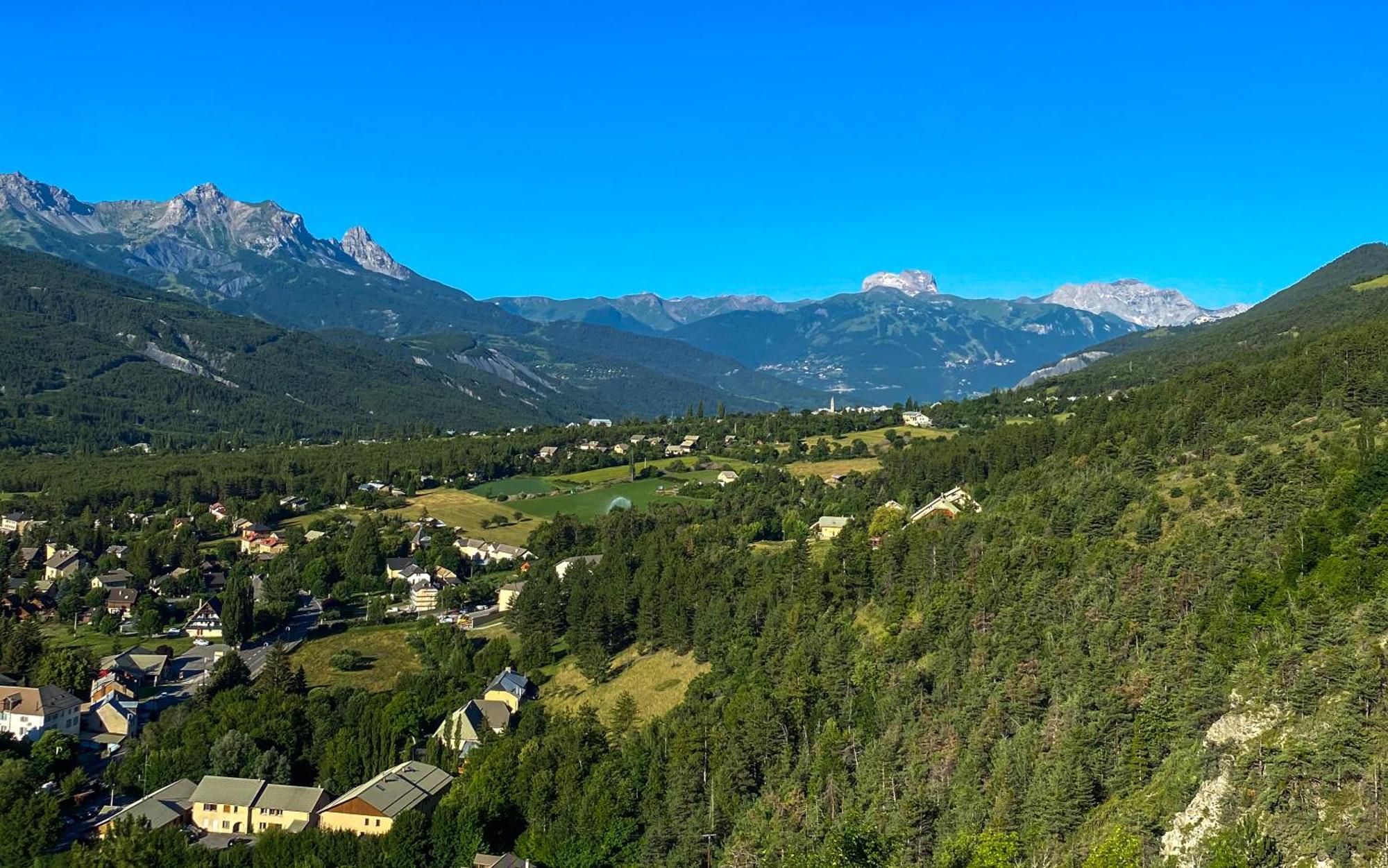 La Capitale - Les Gites De L Argile Barcelonnette Εξωτερικό φωτογραφία